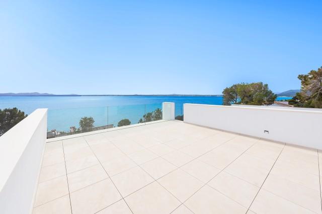 Spectacular new villa with unobstructed sea views for sale in Alcudia, Mallorca