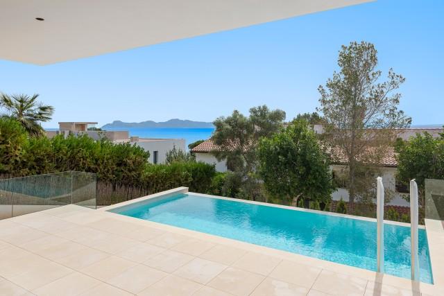 Spectacular new villa with unobstructed sea views for sale in Alcudia, Mallorca