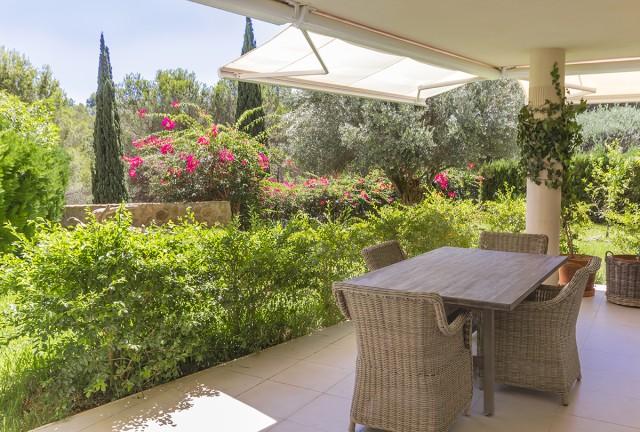 Precioso apartamento con jardín en venta en una zona tranquila de Sol de Mallorca