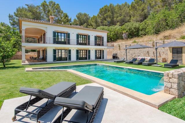 Renovated sea view finca for sale between Pollensa and Alcudia, north Mallorca