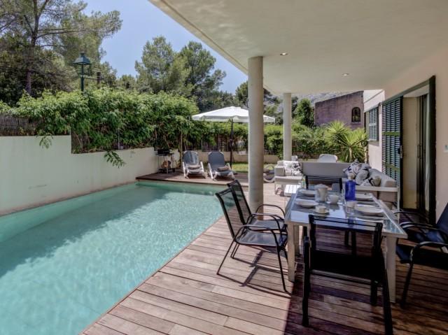 Moderna villa con piscina para alquilar en Cala San Vicente, Mallorca