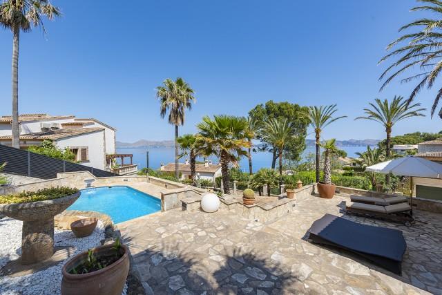 Fantastic seaview villa for sale in Bonaire, near Alcudia, Mallorca