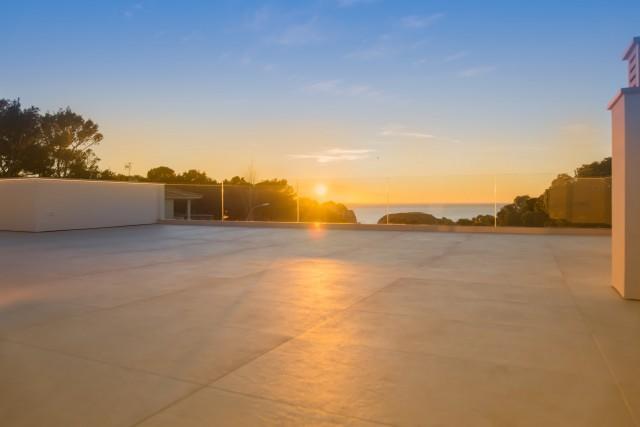 New luxury villa with pool and sea views, for sale in Santa Ponsa, Mallorca