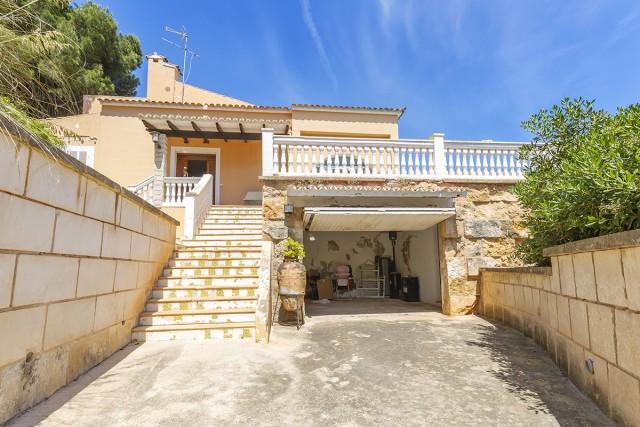 Imperdible inversión de villa con vista al mar en venta Costa d'en Blanes, Mallorca