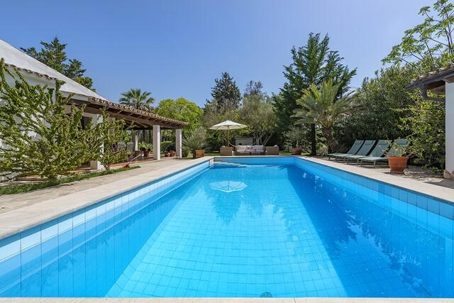 Villa idílica con licencia ETV en venta en Pollensa, Norte de Mallorca