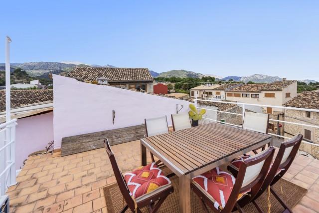 Village house for sale in the traditional village Selva, Mallorca