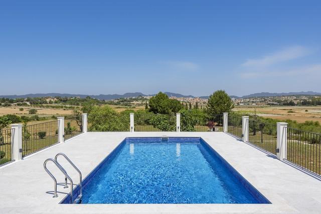 Contemporary country house for sale close to Montuïri, Mallorca