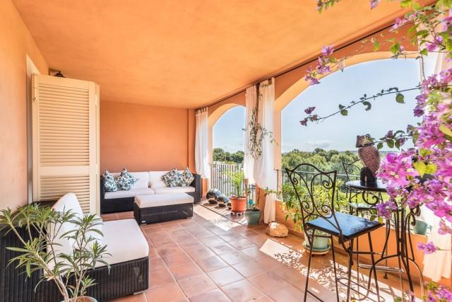 Fabulous penthouse with private terrace for sale in Santa Ponsa, Mallorca