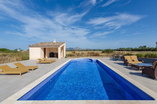 Moderna casa de campo cerca de la playa en venta, Puerto Pollensa, Mallorca