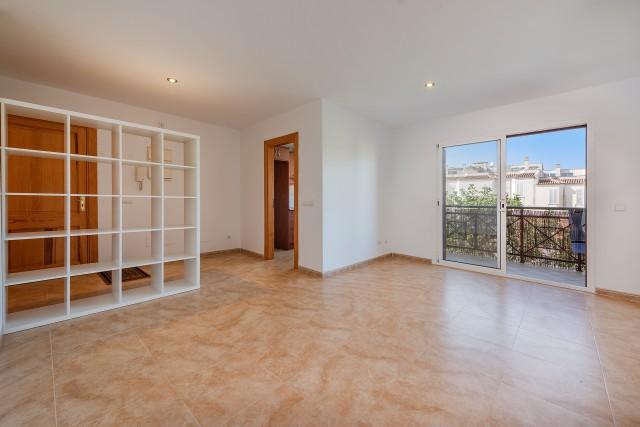 Attractive apartment with mountain views for sale in Alcudia, Mallorca