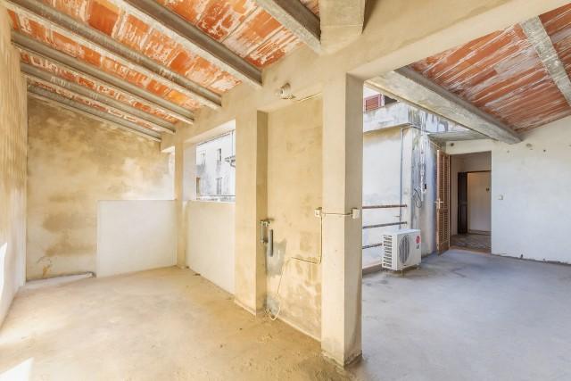 Townhouse in need of renovation for sale in the centre of Pollensa, Mallorca