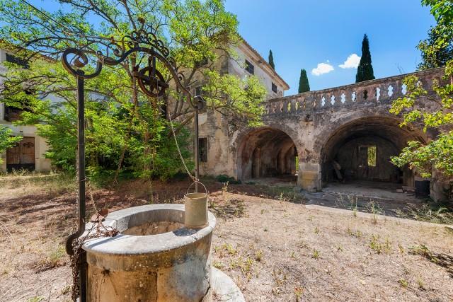 Traditional farmhouse on a huge scale for sale in Alaro, Mallorca