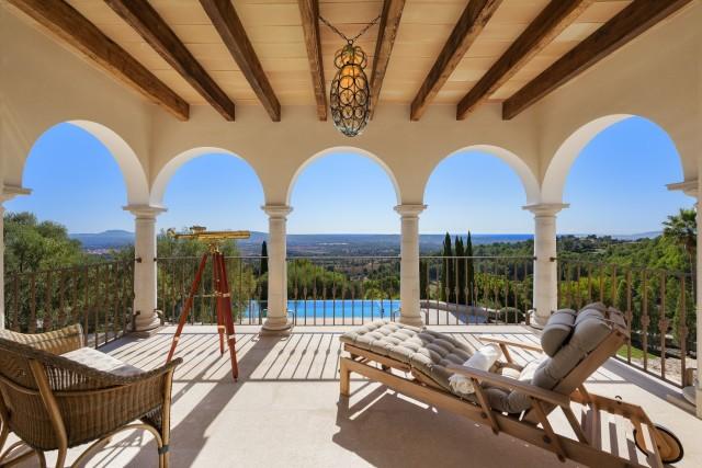 Impressive estate for sale in the stunning countryside near Alaró, Mallorca