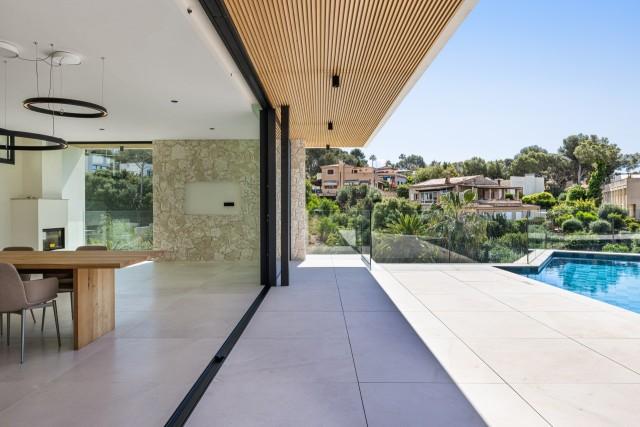 Ultra-modern luxury villa for sale in Bendinat, Mallorca