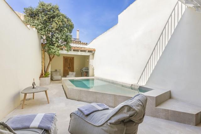 Contemporary-style town house with pool for sale in the centre of Pollensa, Mallorca