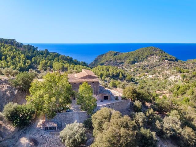 Prächtiges Landgut mit Meerblick kaufen in Estellencs, Mallorca