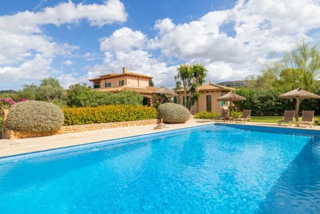 Finca estilo hacienda con piscina en venta en Cas Concos, Sureste de Mallorca