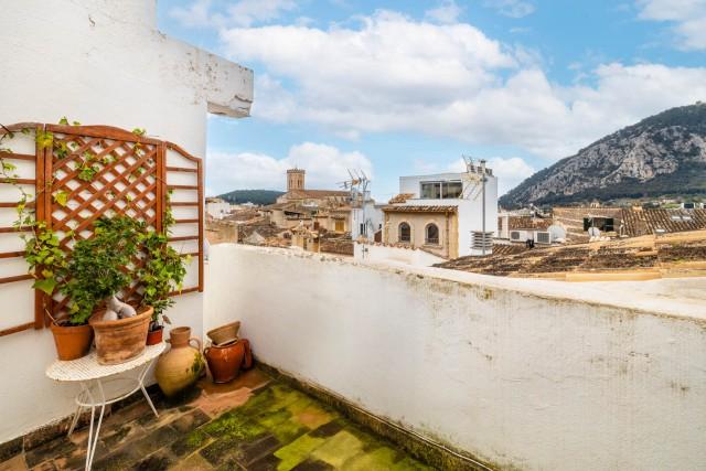 Traditional townhouse with lovely views for sale in the centre of Pollensa, Mallorca