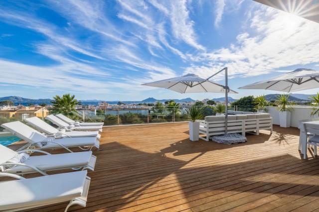 Villa de lujo con vistas fabulosas y a poca distancia del mar en venta en Puerto Pollensa, Mallorca