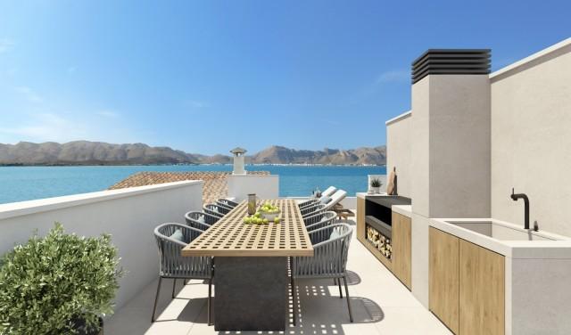 Precioso chalet reformado en venta junto al mar en Alcudia, norte de Mallorca