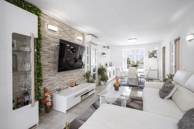 Completely renovated apartment for sale in Santa Ponsa, Mallorca