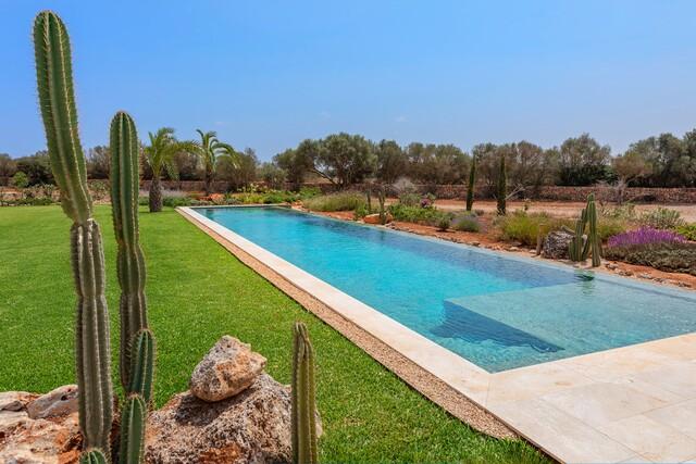 Stunning new finca with vineyard for sale in Campos, near Es Trenc, Mallorca