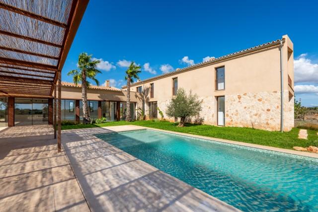 New built modern finca in Ses Salines for sale, Mallorca