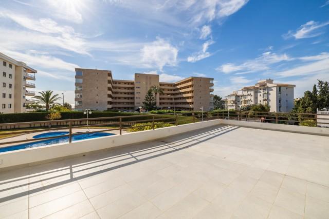 Wunderschöne Wohnung mit Teil-Meerblick kaufen in Puerto Portals, Mallorca