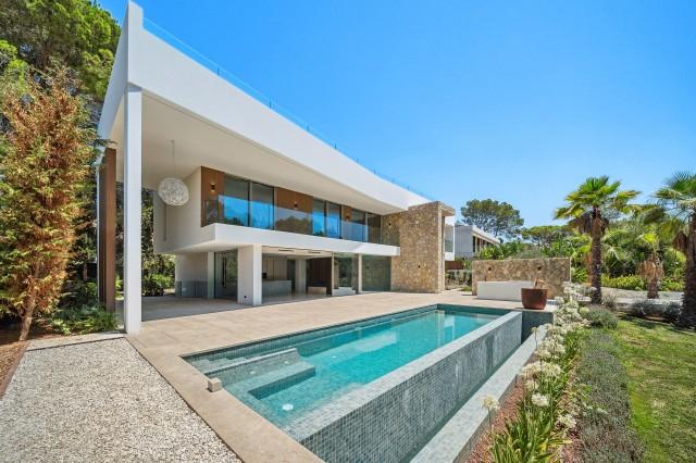 Neu gebaute moderne Villa mit Meerblick kaufen in Santa Ponsa, Mallorca