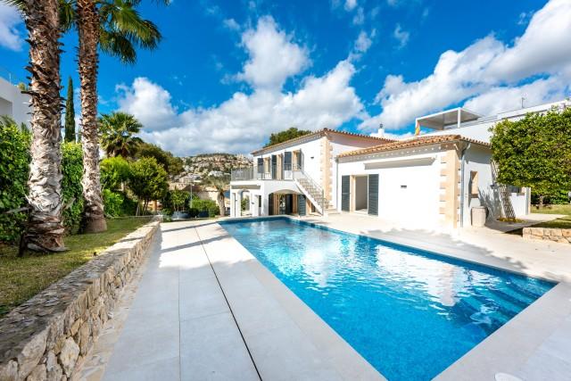 Family home in walking distance to the harbour for sale in Port d'Andratx, Mallorca