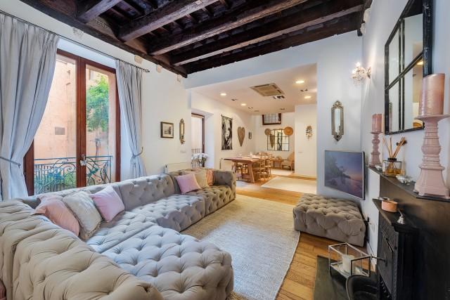 Characterful duplex apartment for sale in the historic centre of Palma, Mallorca