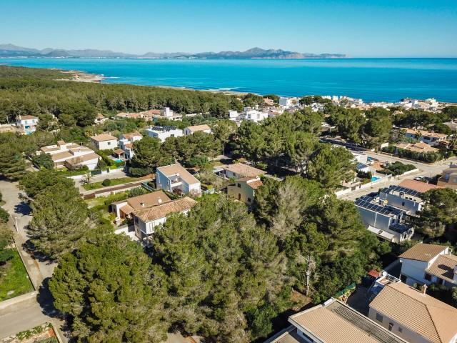 Parcela edificable en venta cerca de los servicios en Son Serra de Marina, Mallorca
