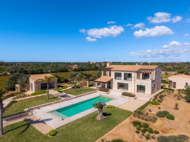 Brandneue Finca mit Meerblick und nah zum Strand von Cala Llombards, Santanyi, Mallorca