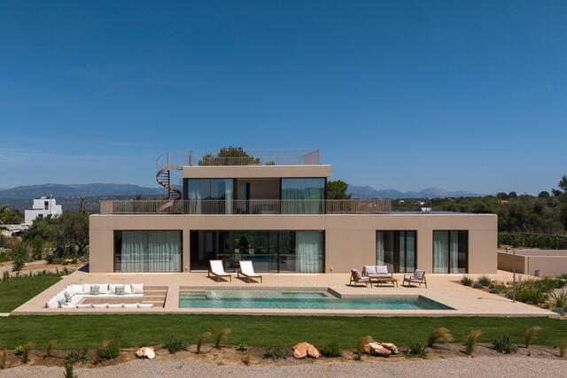 New modern villa for sale near the golf course in Son Gual, Palma de Mallorca