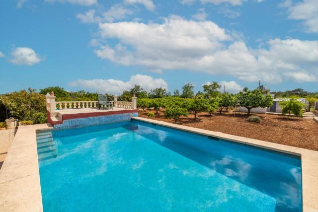 Rural villa for sale in Palmanyola, northwest Mallorca