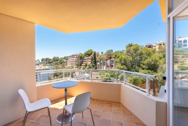 Renovated apartment for sale in Illetes, Calvia, Southwest Mallorca