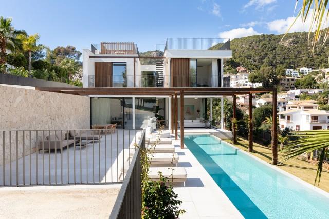 Modern villa with sea views for sale in Génova, Palma de Mallorca