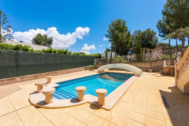 Unique opportunity: Villa to renovate for sale in Santa Ponsa, Mallorca southwest
