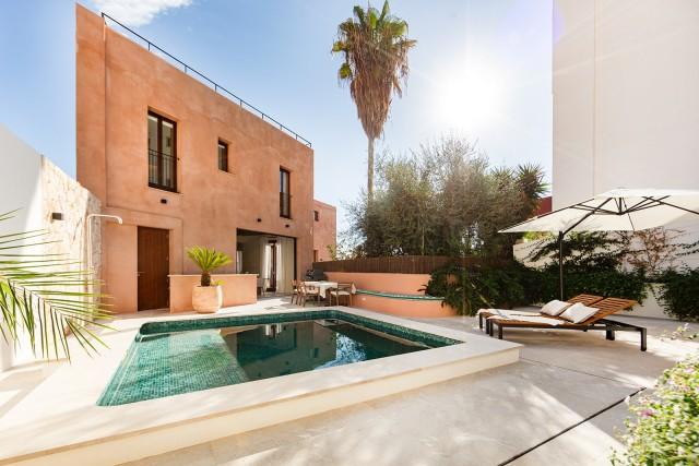 Maisonette-Wohnung mit Garten und kleinem Pool kaufen in La Bonanova, Palma de Mallorca