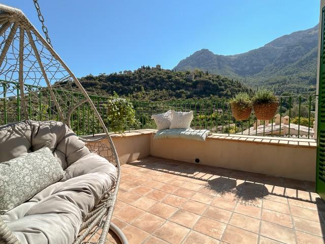 Nuevo adosado con vistas panorámicas en venta en Deià, Mallorca noroeste