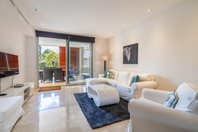Garden apartment for sale in exclusive Bendinat, Mallorca southwest