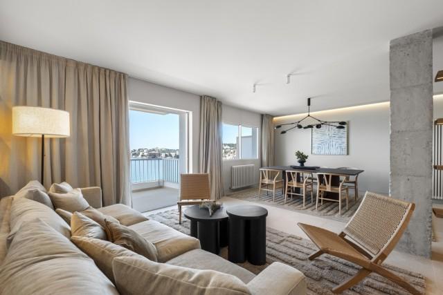 Stilvoll renovierte Wohnung mit Meerblick in Cala Major, Palma, Mallorca, zu verkaufen