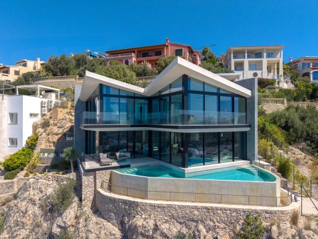 Luxury villa for sale in Santa Ponsa, Mallorca southwest