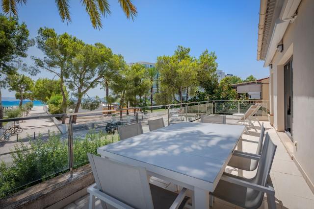 Sea view apartment for sale in popular Puerto Alcudia, north Mallorca