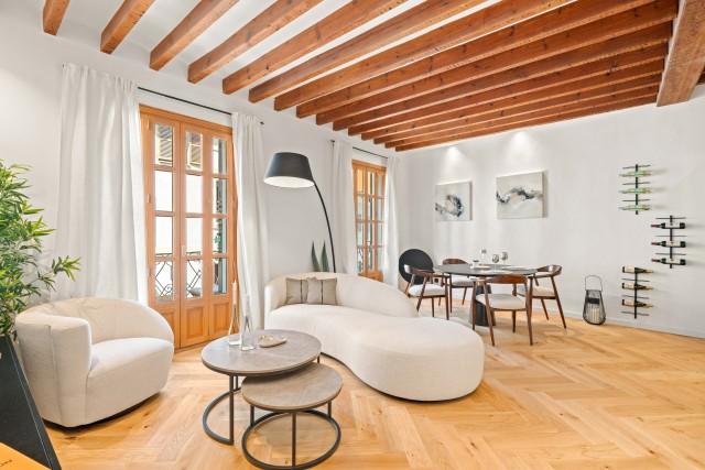 Elegantly refurbished apartment for sale in Palma Old Town, Mallorca