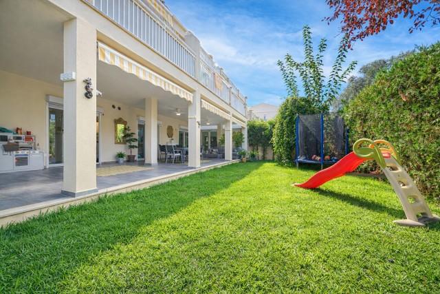 Espectacular apartamento en venta junto a la playa en Puerto Pollensa, norte de Mallorca