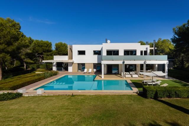Villa with tourist licence for sale near the beach in Santa Eulalia, Ibiza