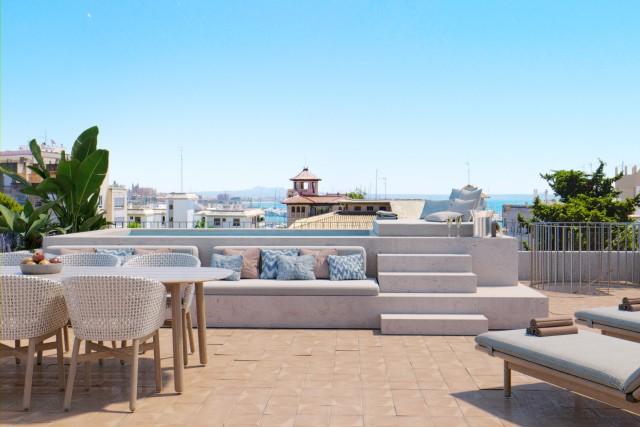 Modern penthouse with private pool for sale in Palma, Mallorca