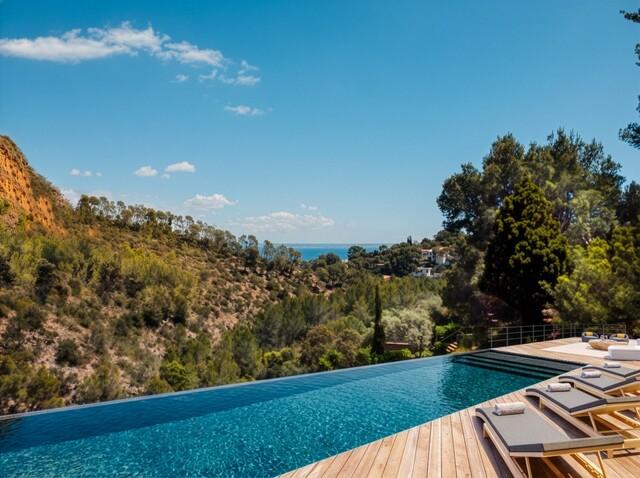 Sea view plot with building license for sale in Bendinat, Southwest Mallorca