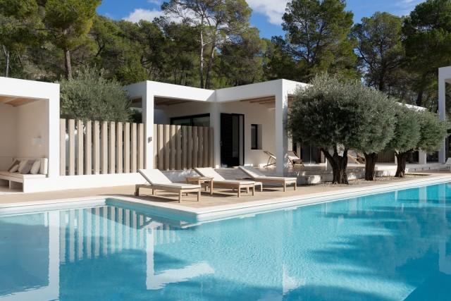 Modern style villa with tourist licence on the outskirts of San Carlos, Ibiza